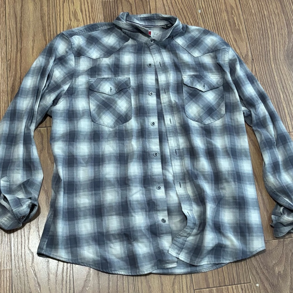 Wrangler Black and White Checkered Button-Down Shirt